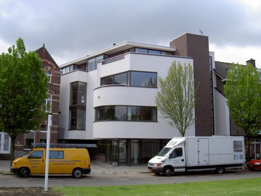 gevelaanzicht voorzijde - Woongebouw aan de Emmasingel, Weert | BEELEN CS architecten / Thallia groep Weert - Eindhoven