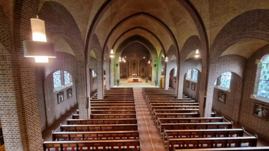 Herbestemming Sint-Andreaskerk Melick, interieur 03 I Thallia groep Weert - Eindhoven